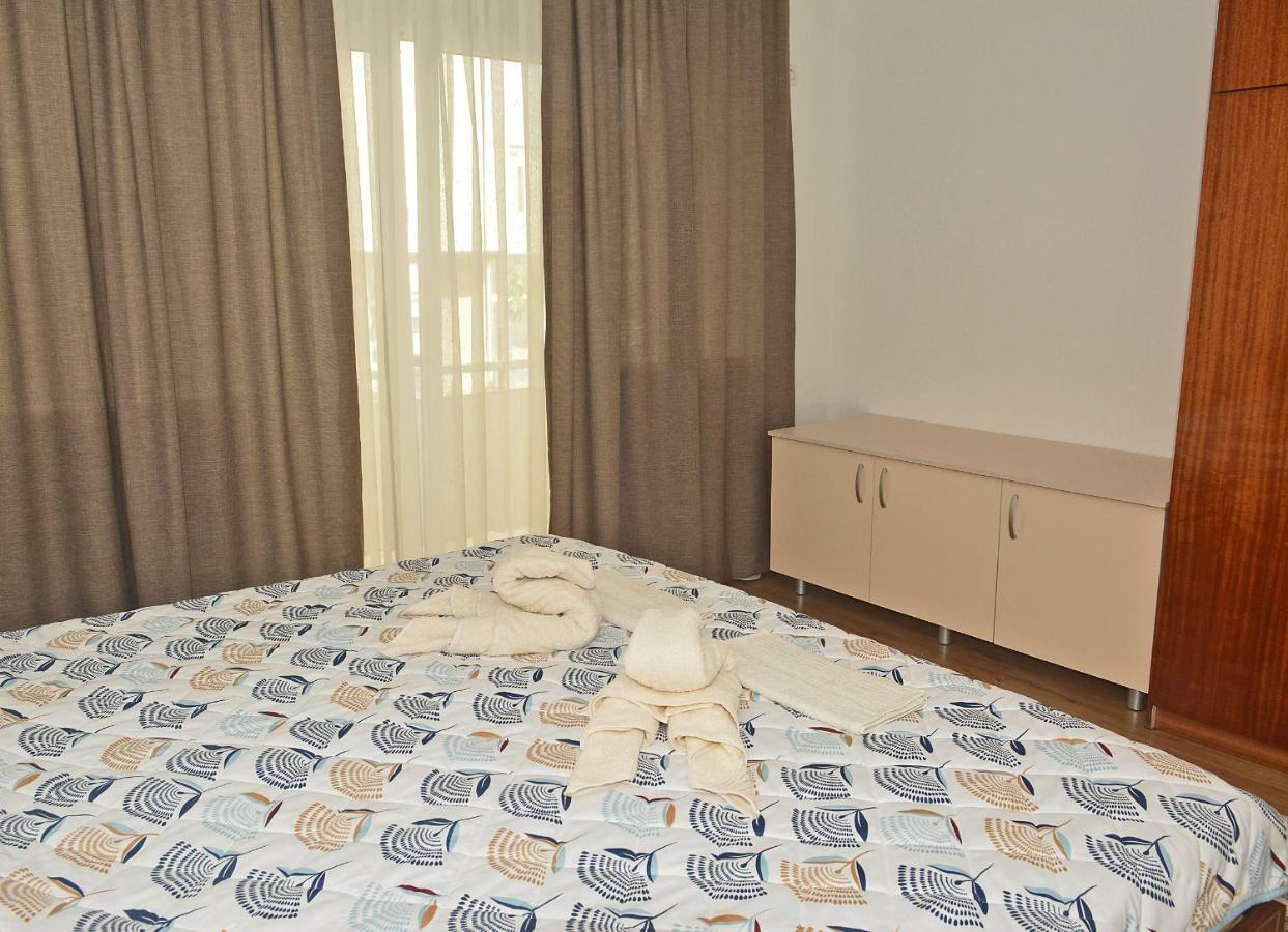 Ms Apartment Ohrid Bagian luar foto