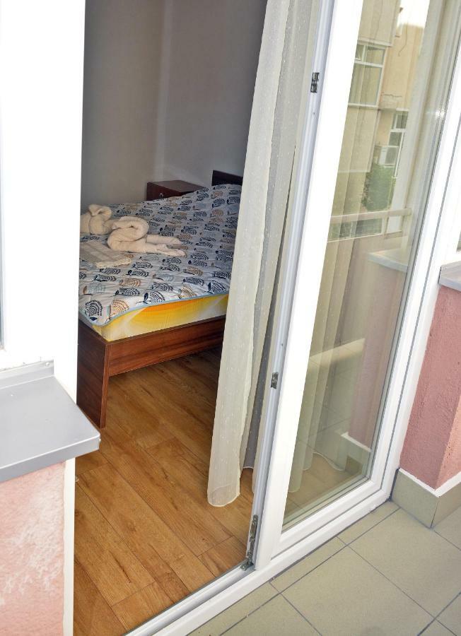 Ms Apartment Ohrid Bagian luar foto