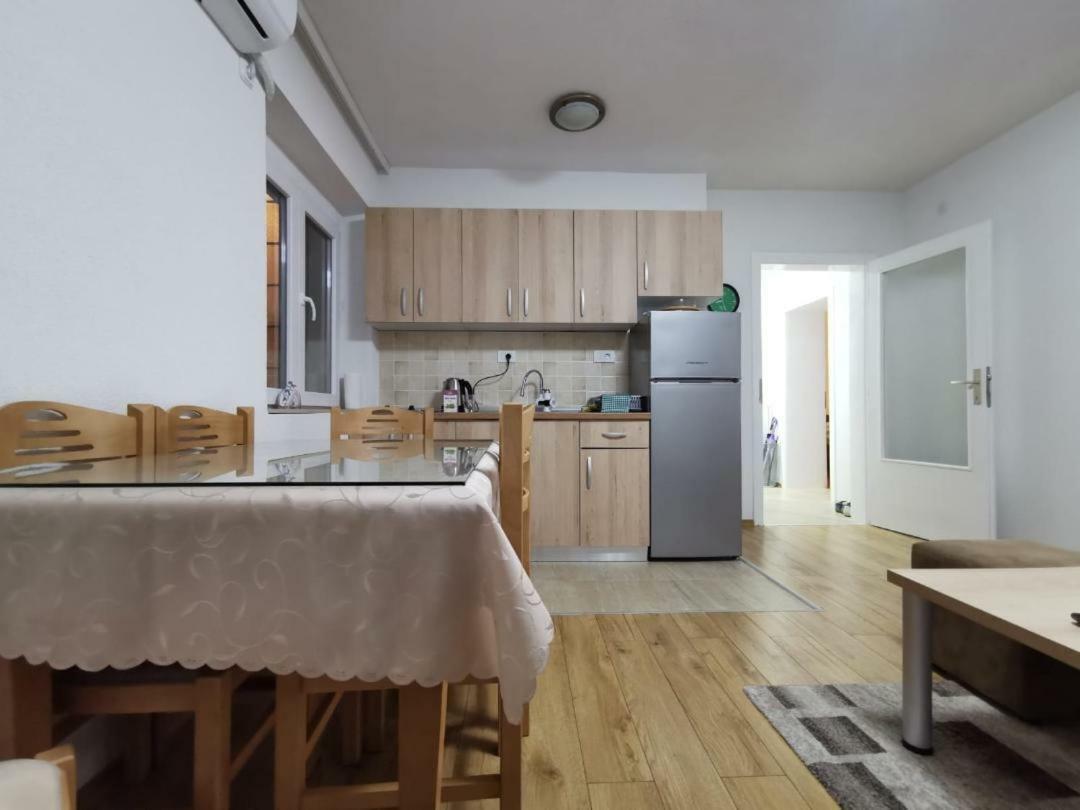 Ms Apartment Ohrid Bagian luar foto